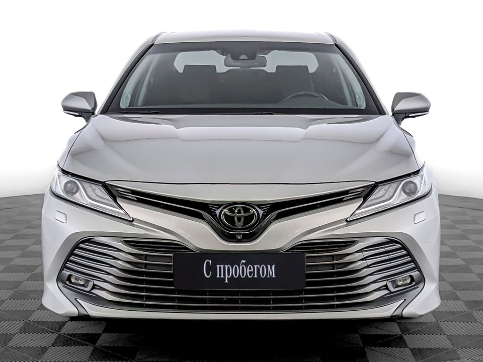 Toyota Camry Серебряный, 2020, 76 344 км