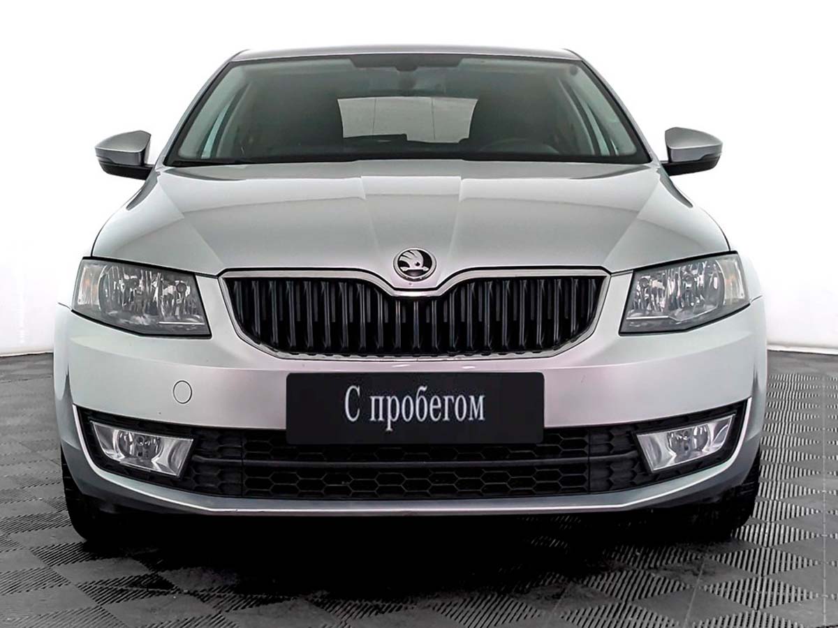 Skoda Octavia Белый, 2015, 98 763 км