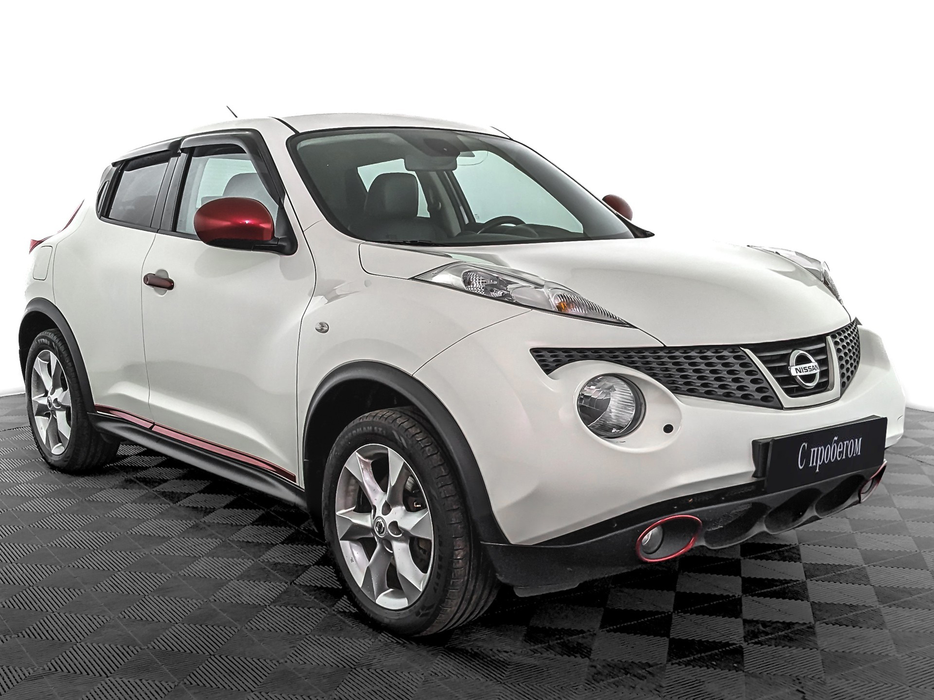 Nissan Juke белый, 2013, 131 257 км