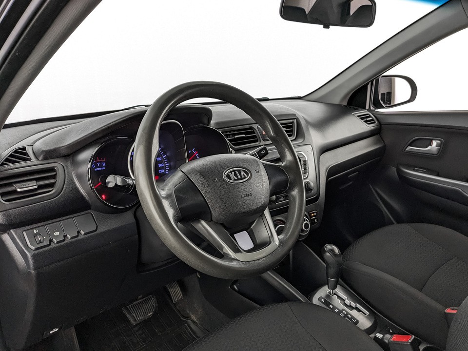 Kia Rio Черный, 2011, 273 941 км