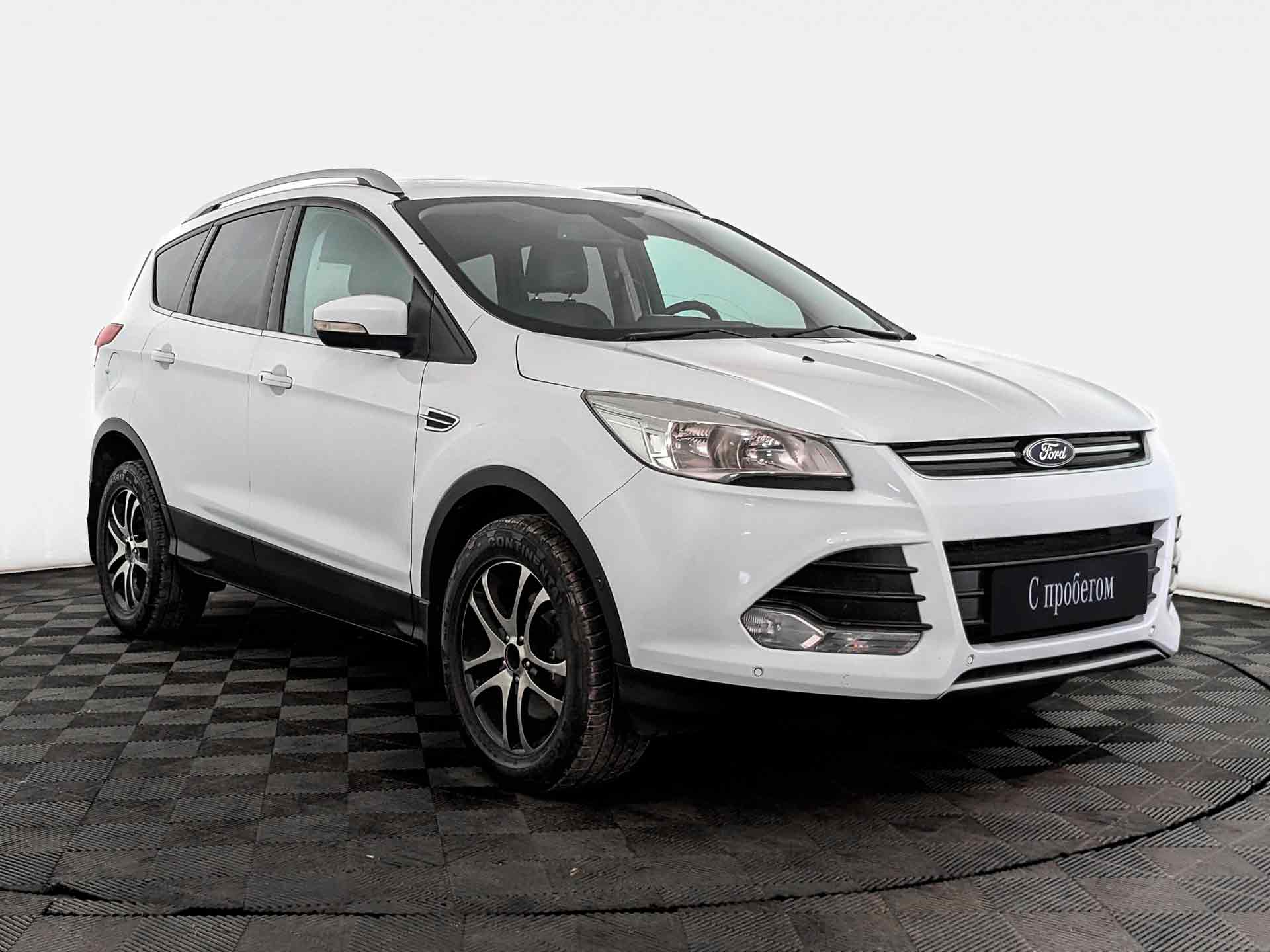 Ford Kuga белый, 2013, 137 163 км