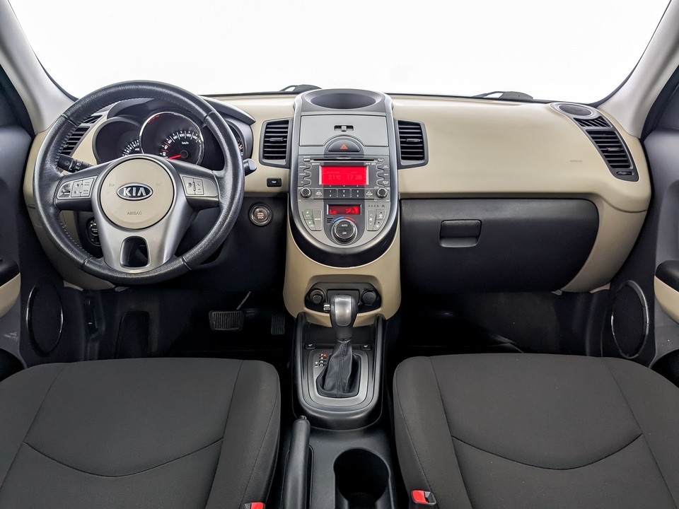 Kia Soul Белый, 2011, 87 127 км