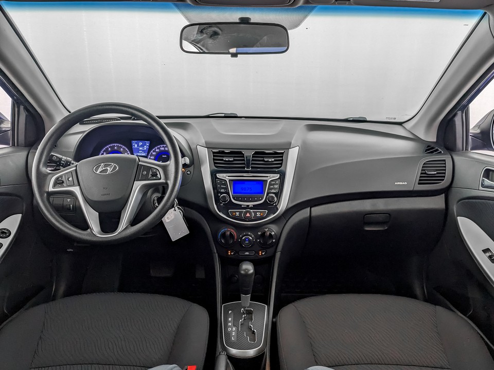 Hyundai Solaris Синий, 2013, 104 388 км