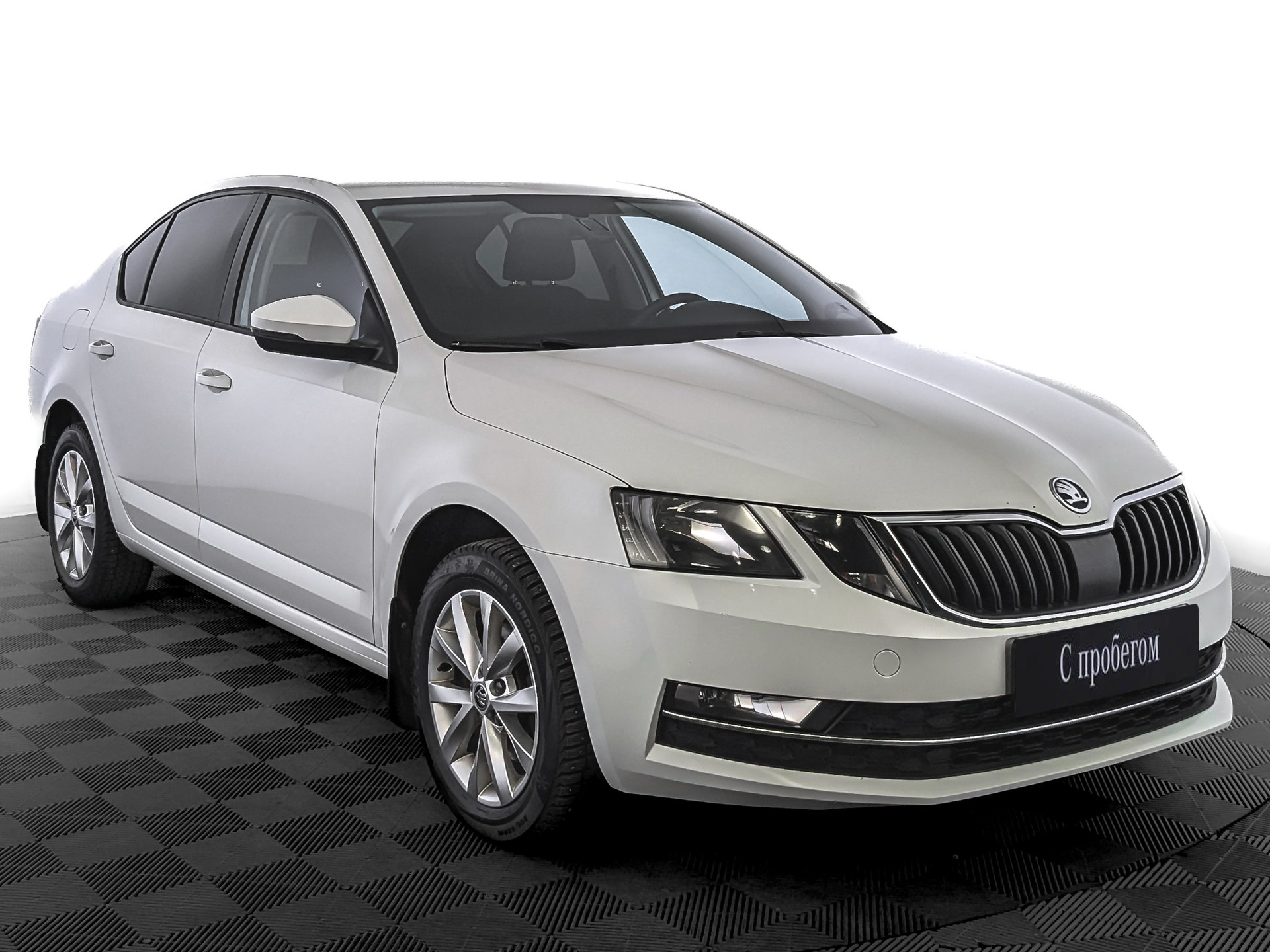 Skoda Octavia Белый, 2019, 115 441 км