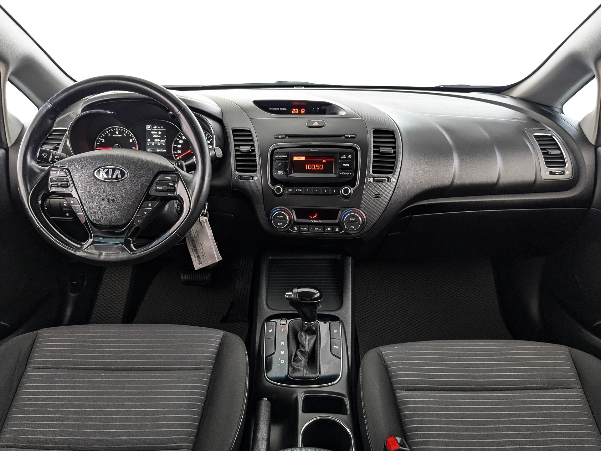 Kia Cerato Серебристый, 2017, 86 065 км