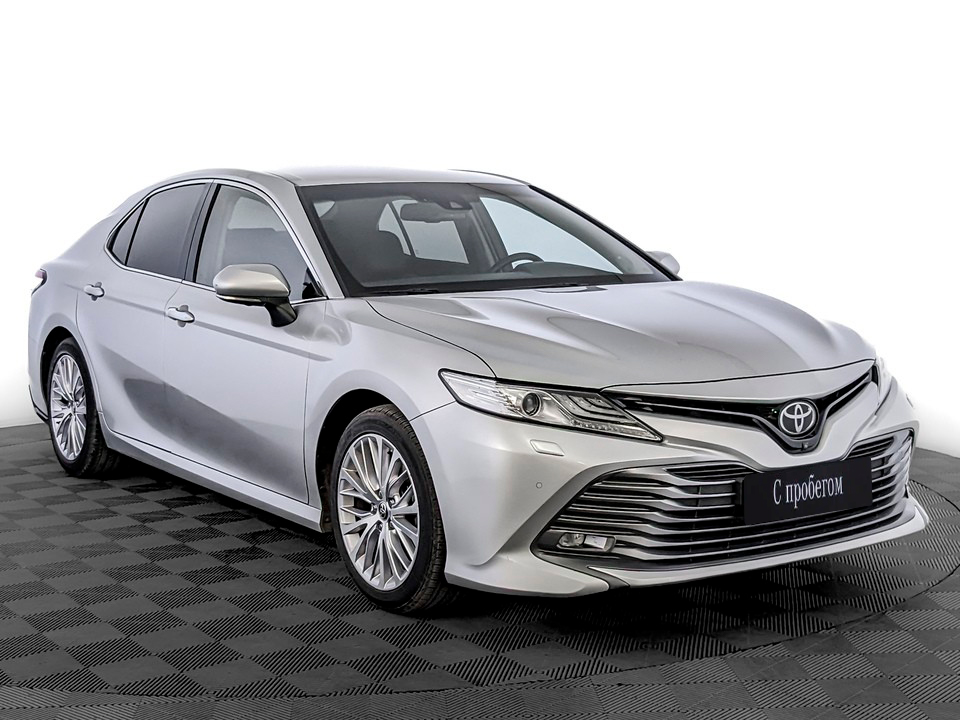 Toyota Camry Серебряный, 2020, 76 344 км