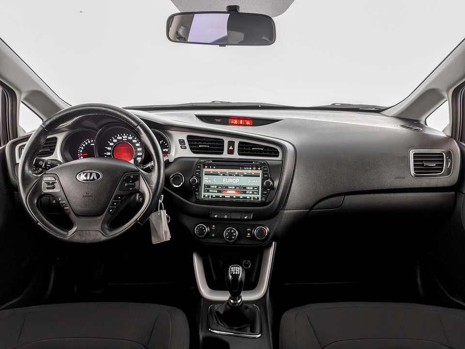 Kia Ceed Черный, 2014, 129 429 км