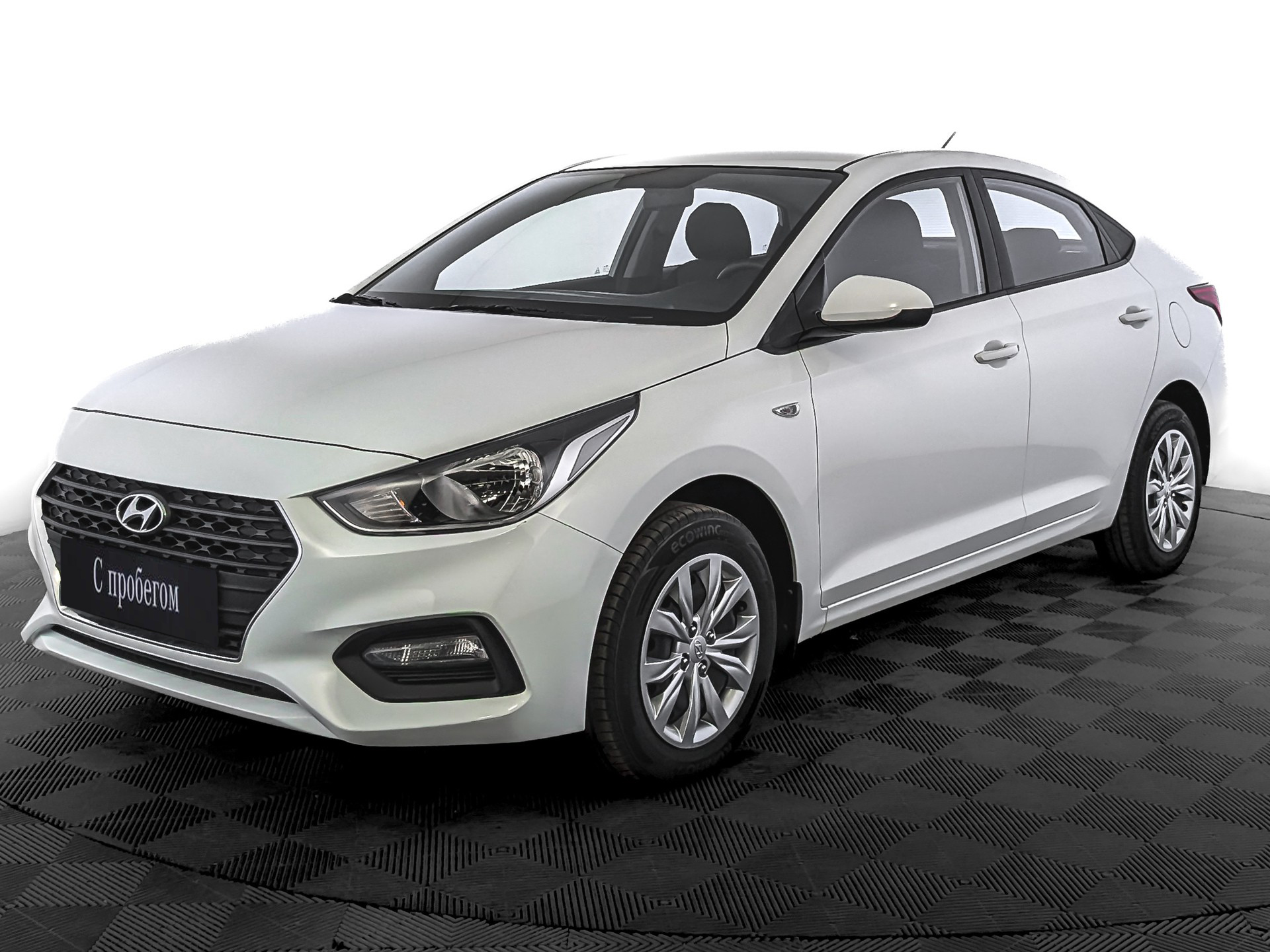 Hyundai Solaris Белый, 2019, 55 935 км