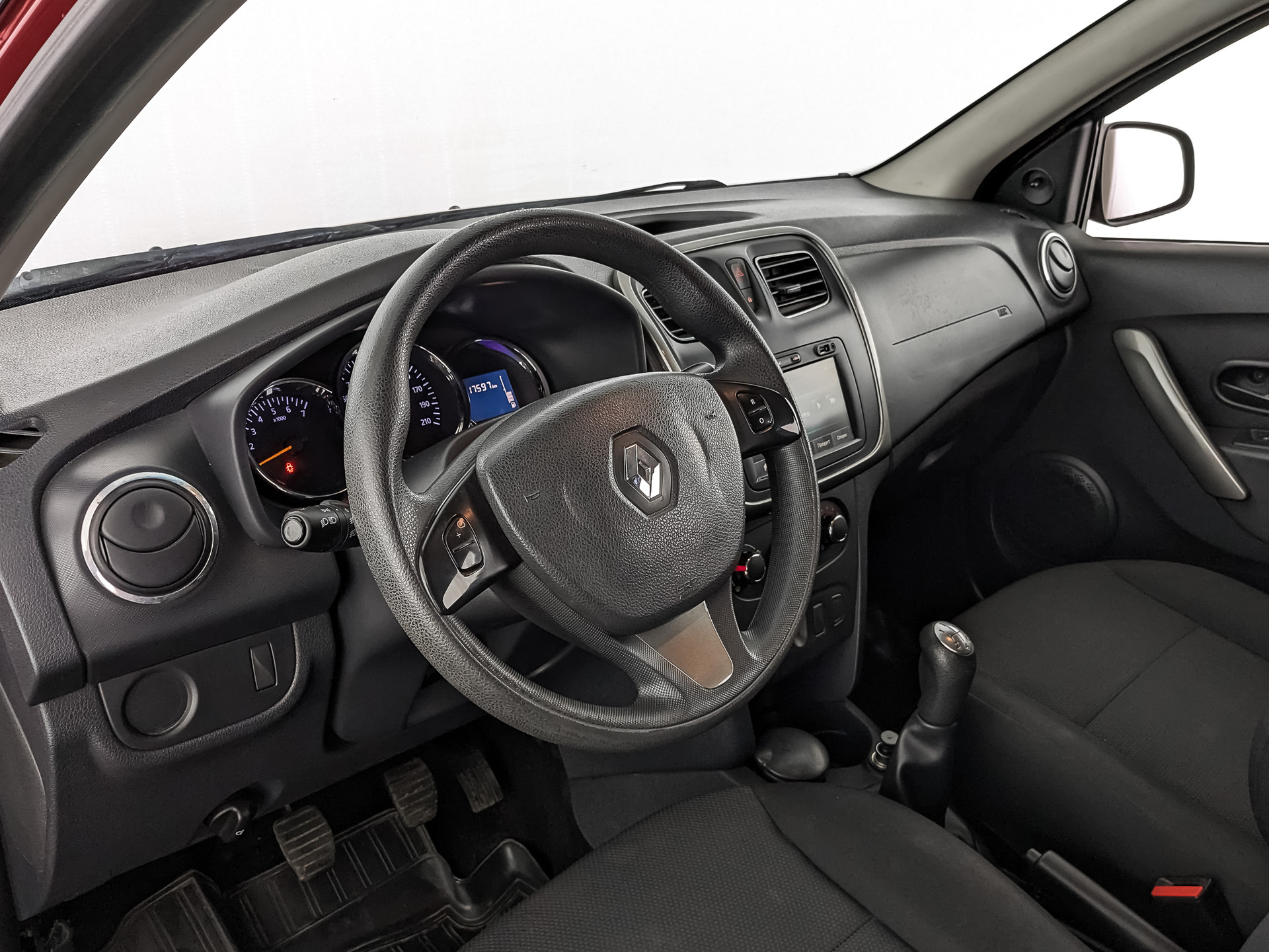 Renault Sandero Красный, 2014, 117 595 км