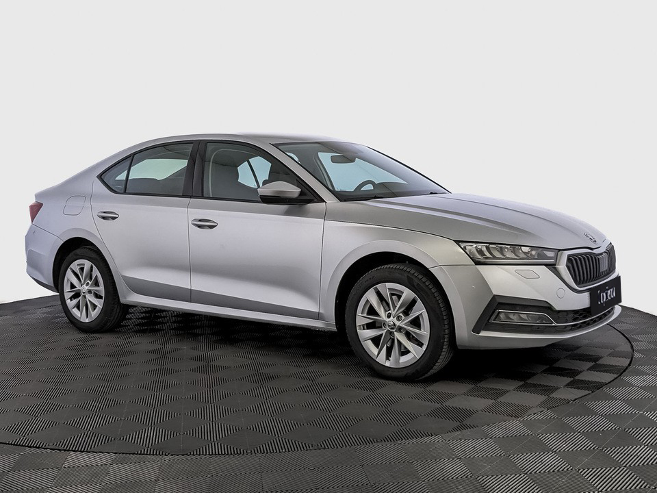 Skoda Octavia Серебряный, 2021, 50 709 км