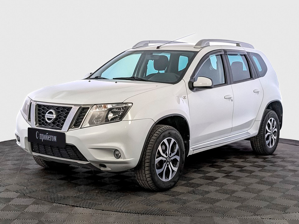 Nissan Terrano Белый, 2015, 49 574 км