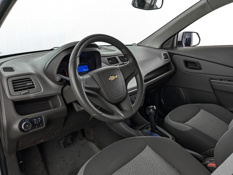 Chevrolet Cobalt Серебряный, 2013, 126 825 км