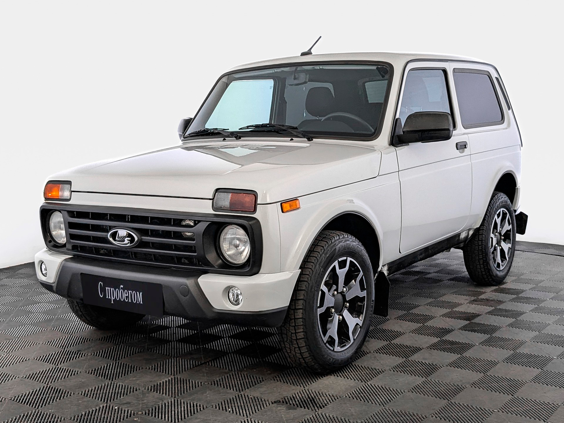 Lada Niva Legend Белый, 2021, 18 629 км