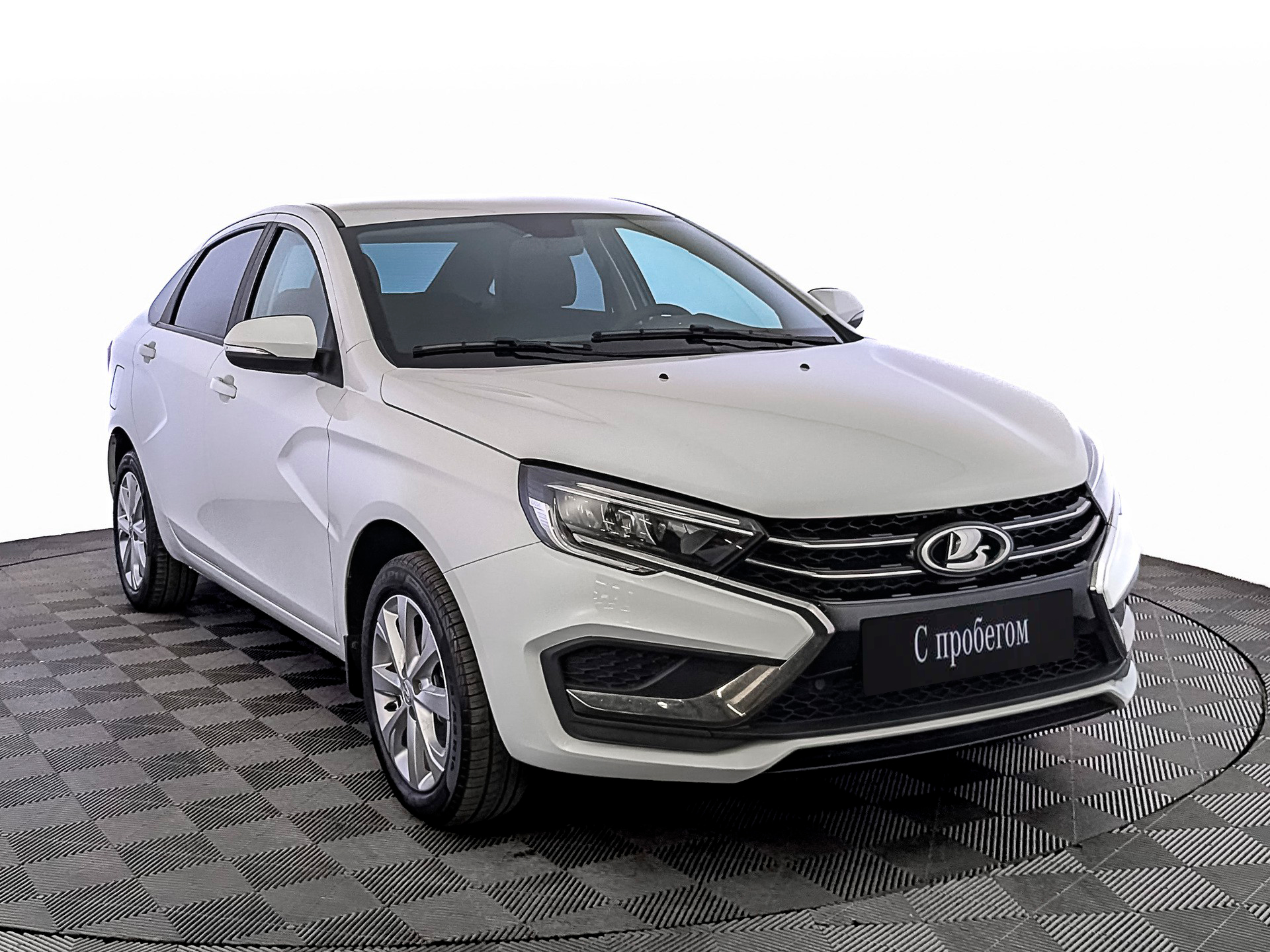 Lada Vesta Белый, 2023, 32 490 км