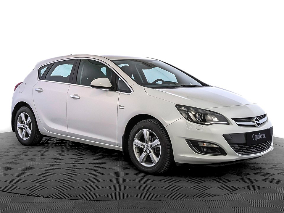 Opel Astra Белый, 2013, 21 166 км