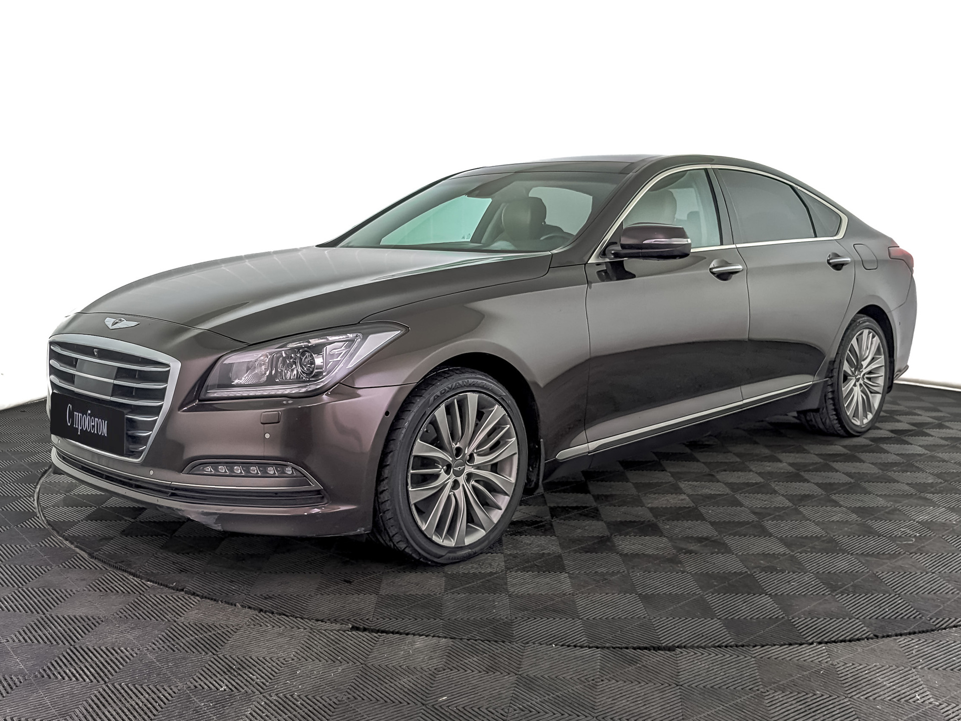 Hyundai Genesis Коричневый, 2015, 200 471 км