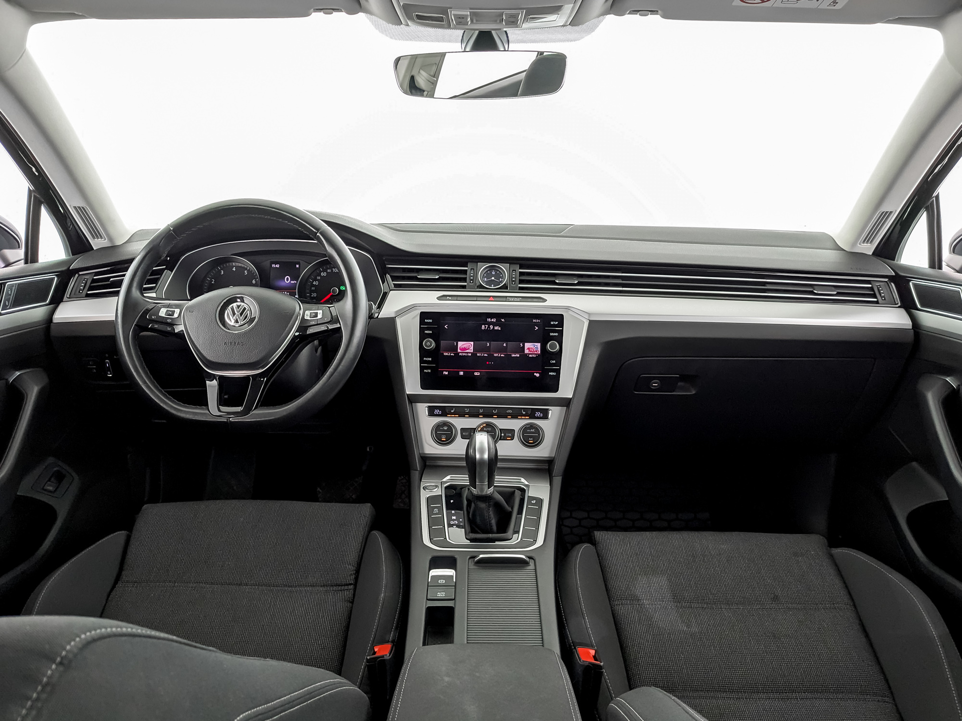 Volkswagen Passat Черный, 2018, 108 936 км