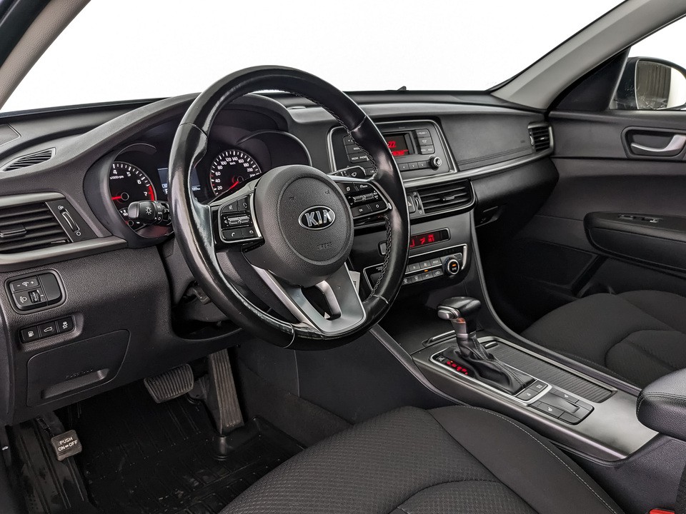 Kia Optima Черный, 2018, 38 186 км