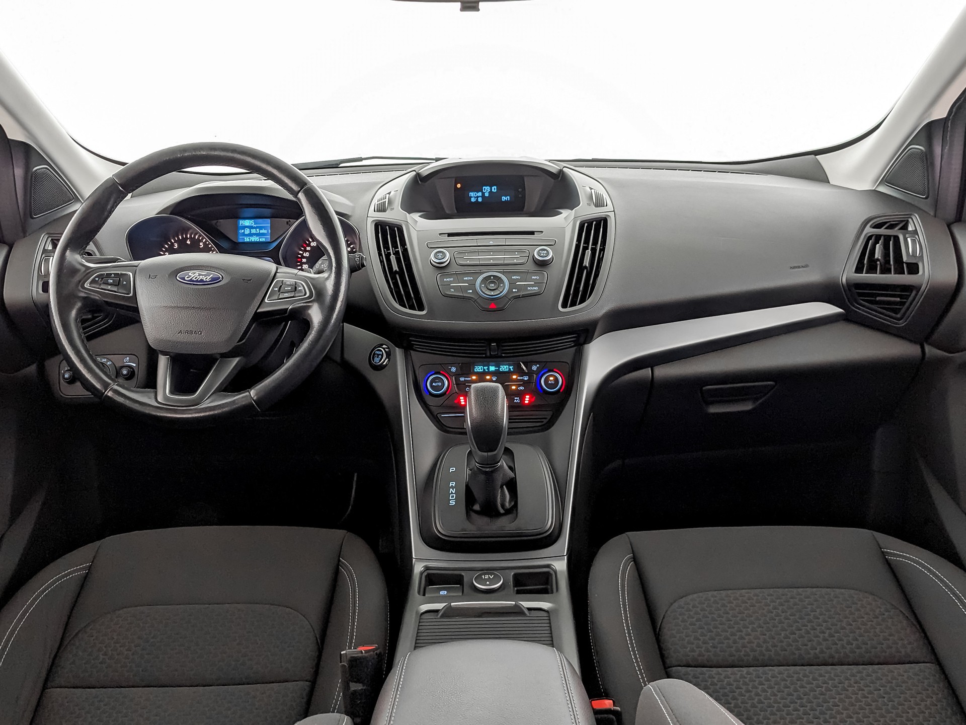 Ford Kuga черный, 2017, 166 859 км