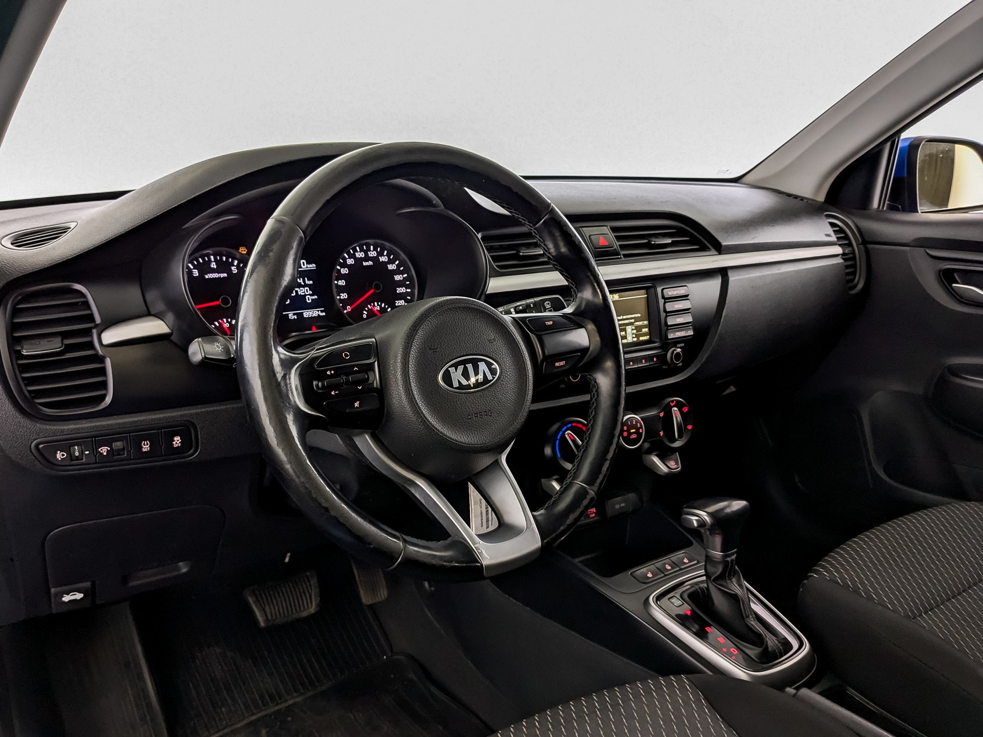 Kia Rio Синий, 2019, 189 566 км