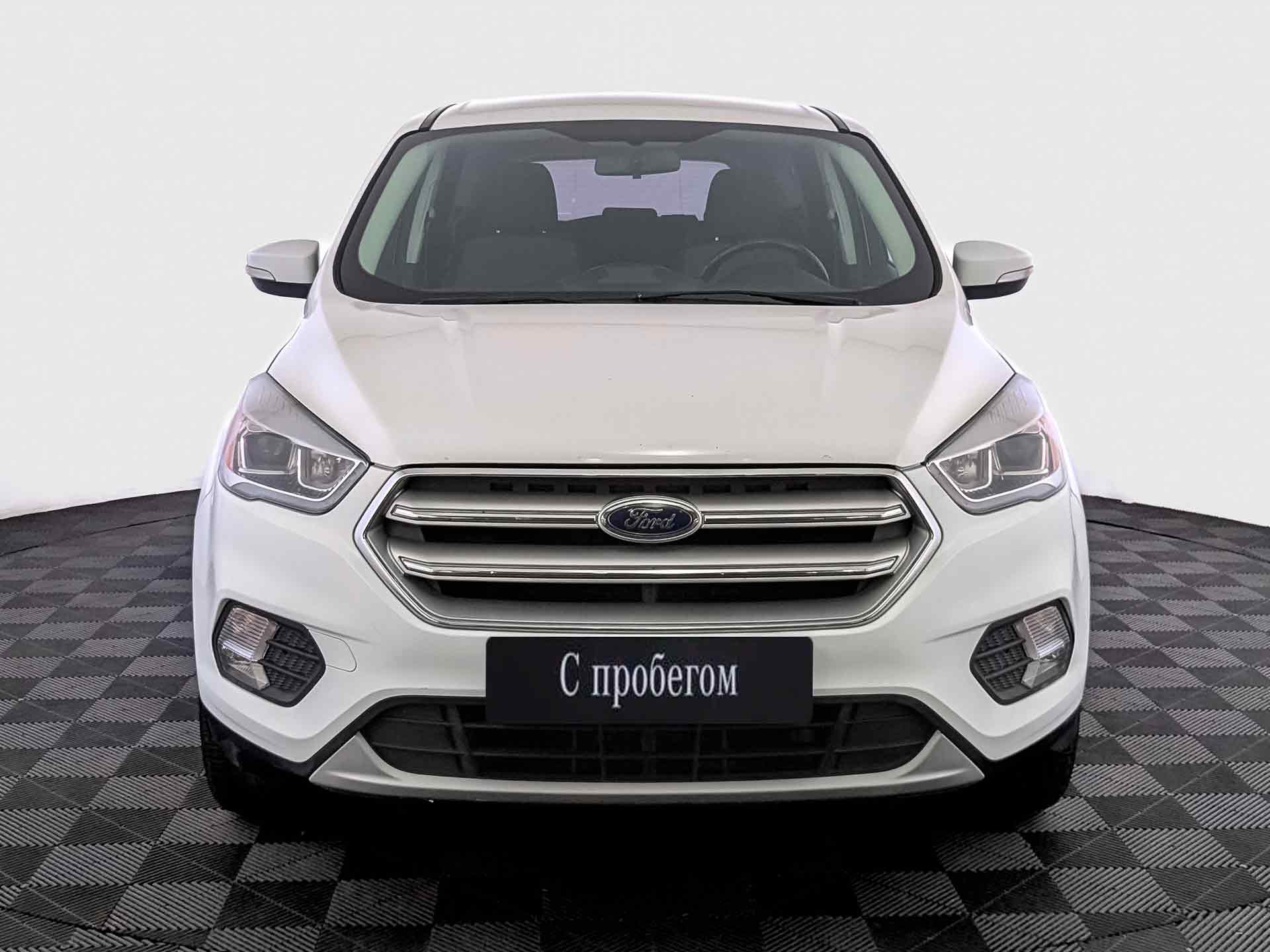 Ford Kuga белый, 2017, 132 705 км