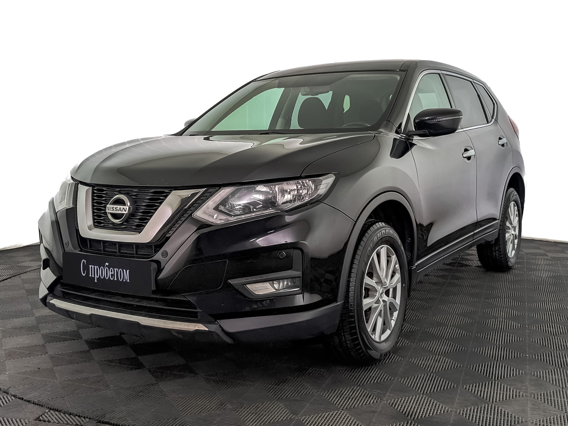 Nissan X-Trail черный, 2020, 64 797 км