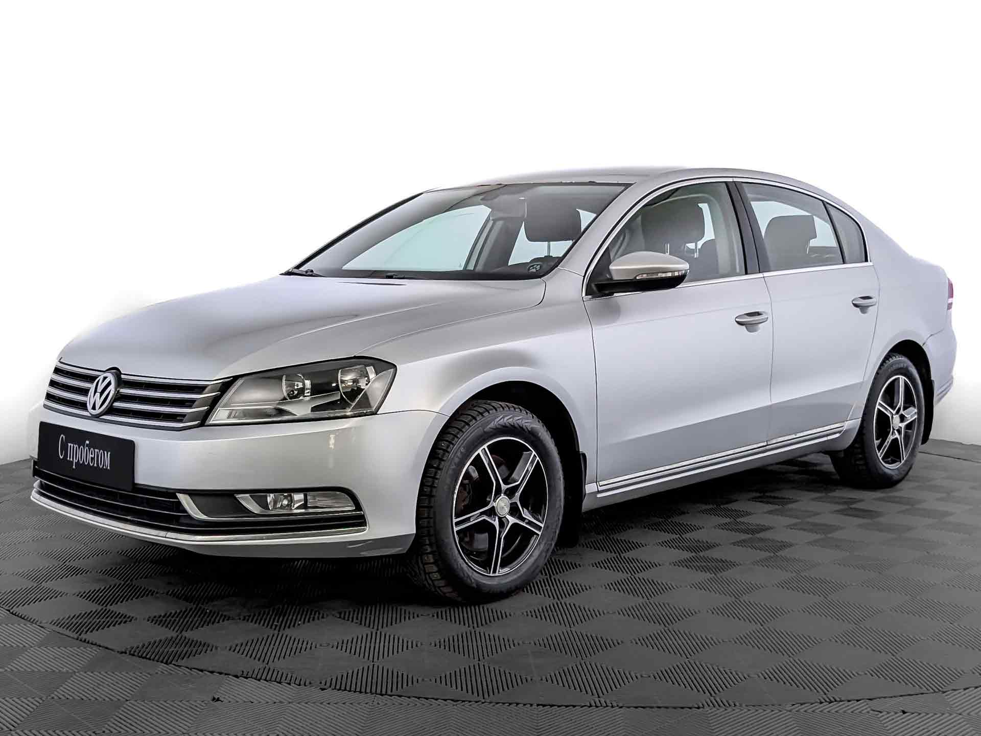 Volkswagen Passat Серебряный, 2012, 113 494 км