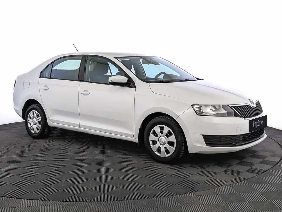 Skoda Rapid Белый, 2017, 201 534 км