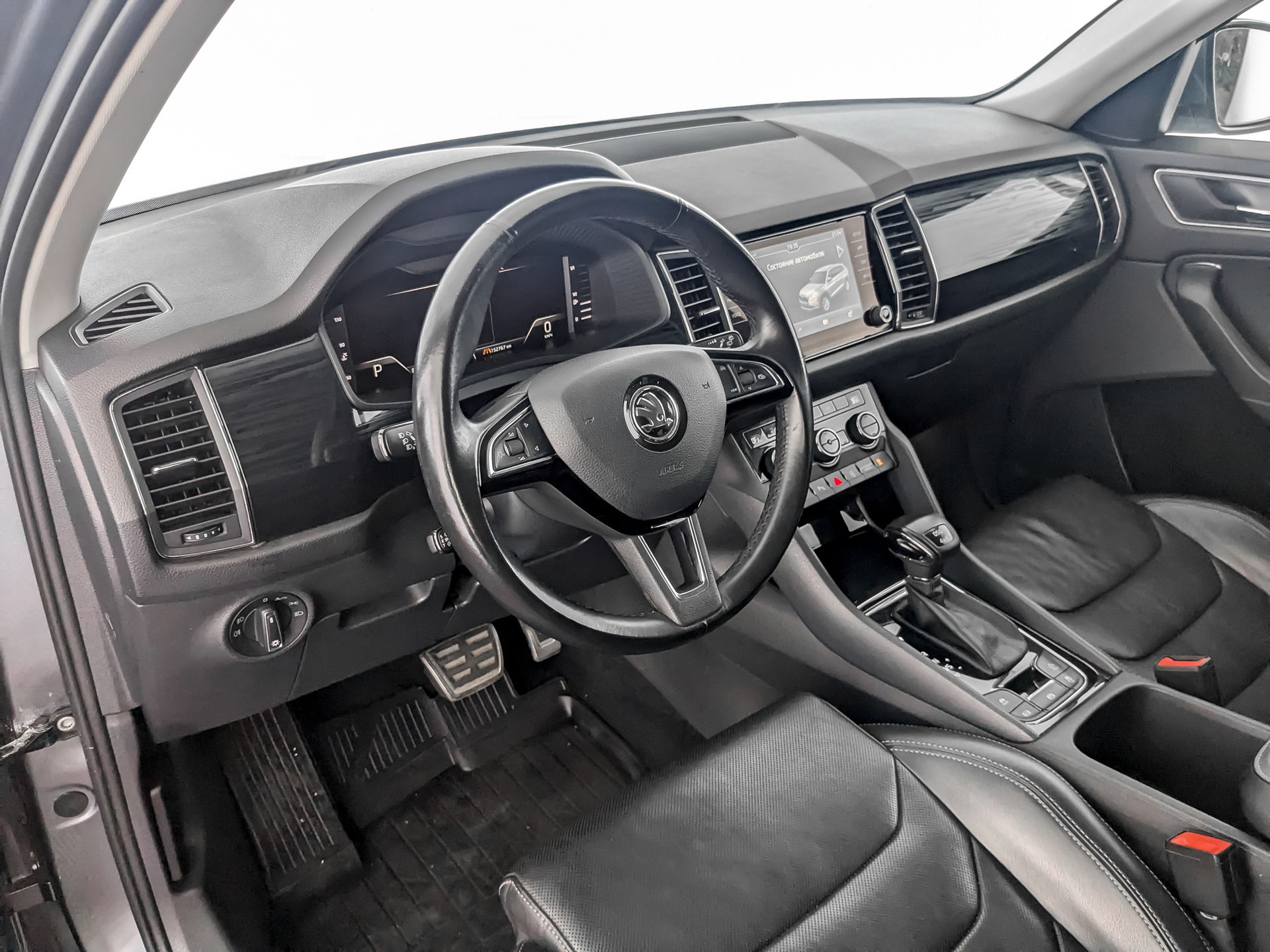 Skoda Kodiaq темно-серый, 2019, 152 757 км