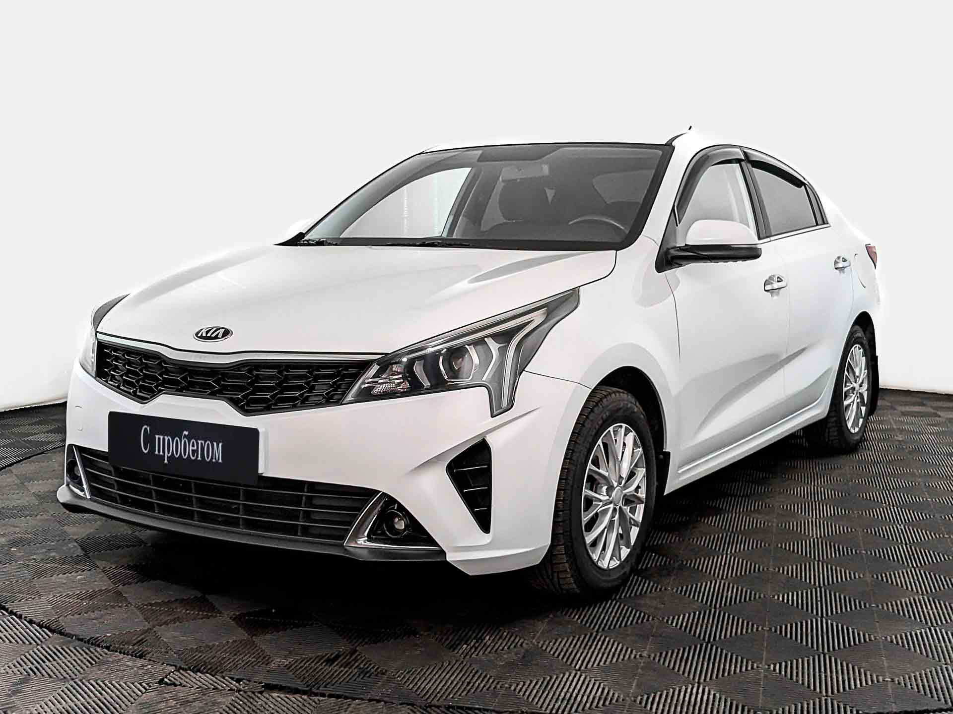 Kia Rio Белый, 2021, 98 392 км