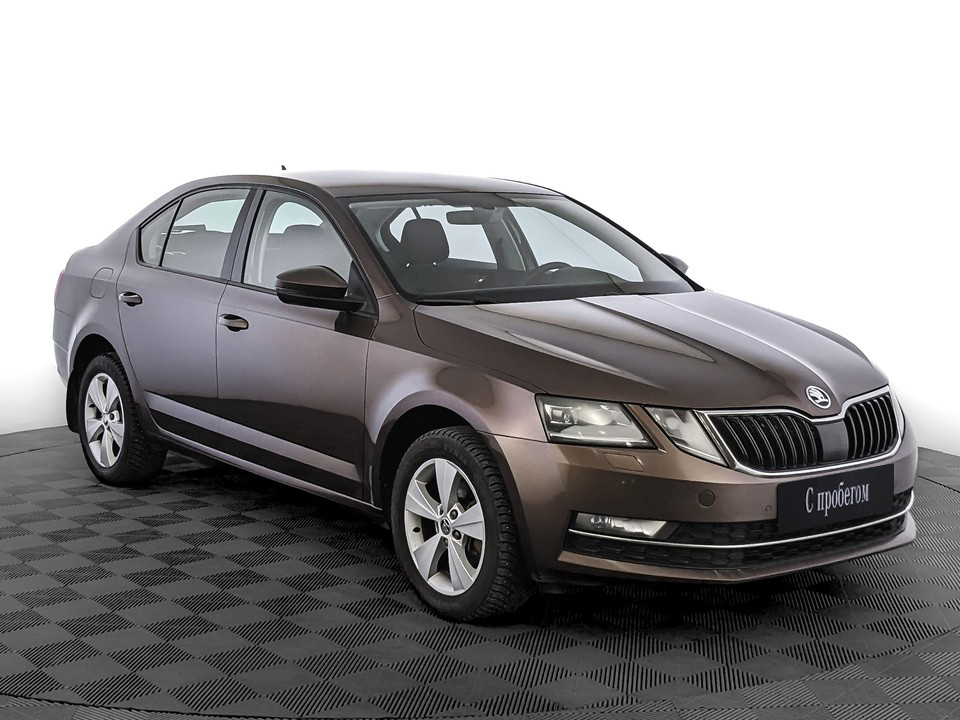 Skoda Octavia Коричневый, 2017, 142 064 км