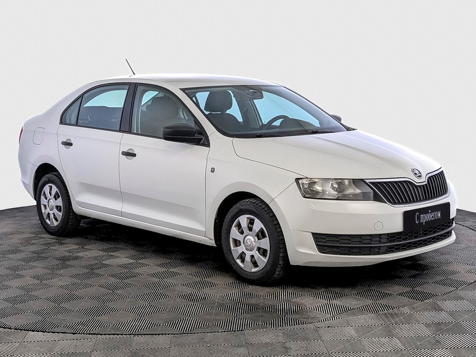 Skoda Rapid Белый, 2017, 282 459 км