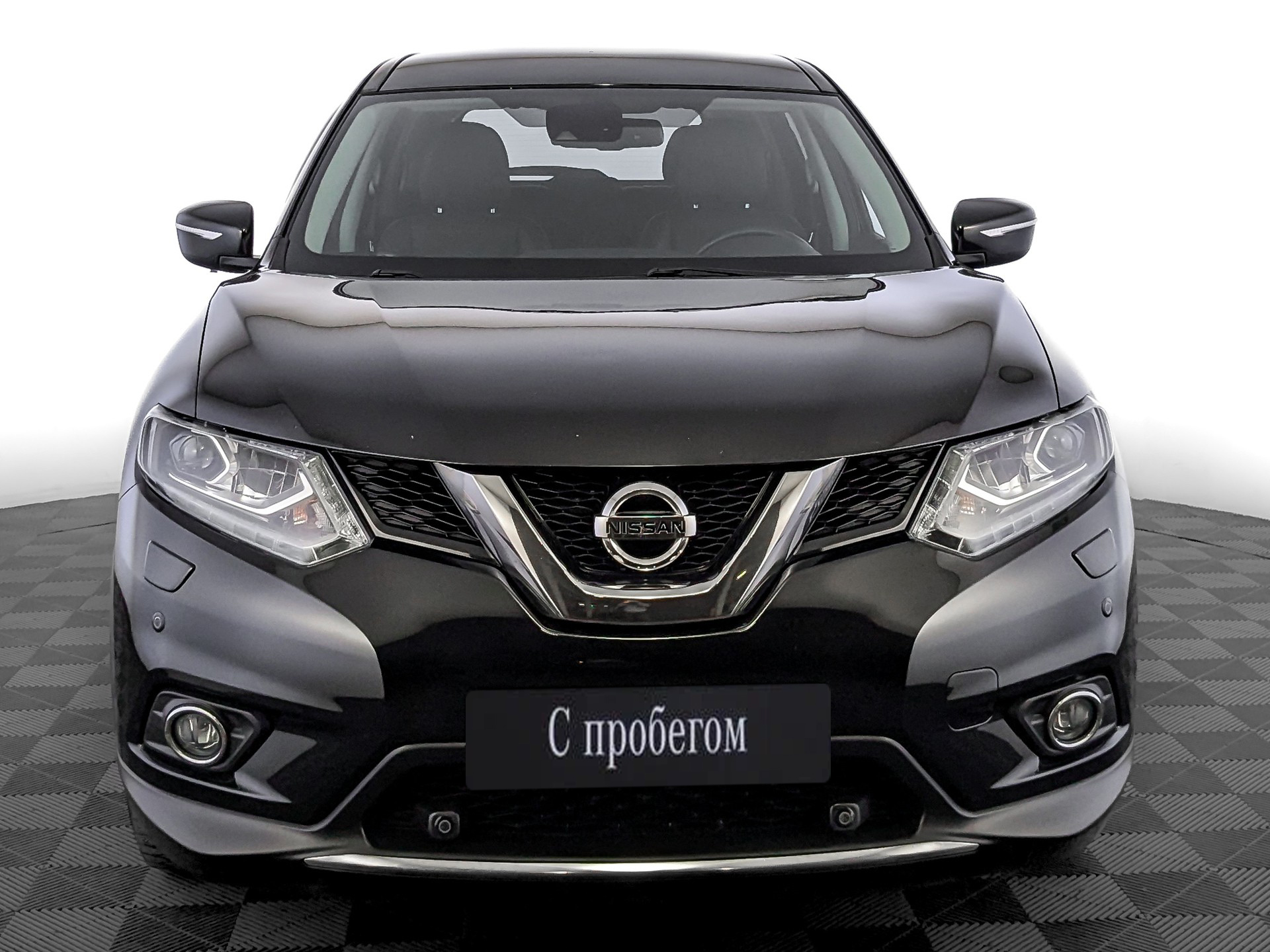 Nissan X-Trail черный, 2017, 96 964 км