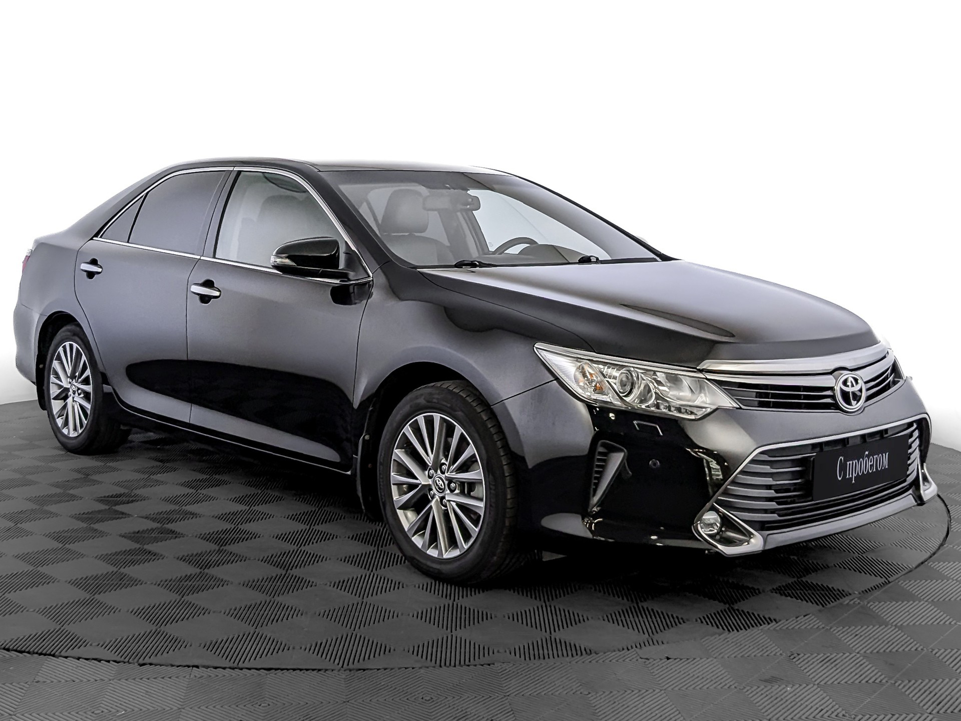 Toyota Camry Черный, 2016, 67 302 км