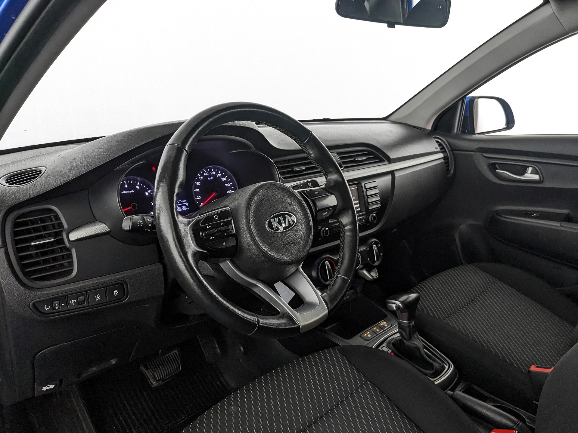 Kia Rio Синий, 2019, 186 123 км