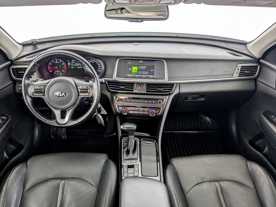 Kia Optima Белый, 2016, 135 481 км