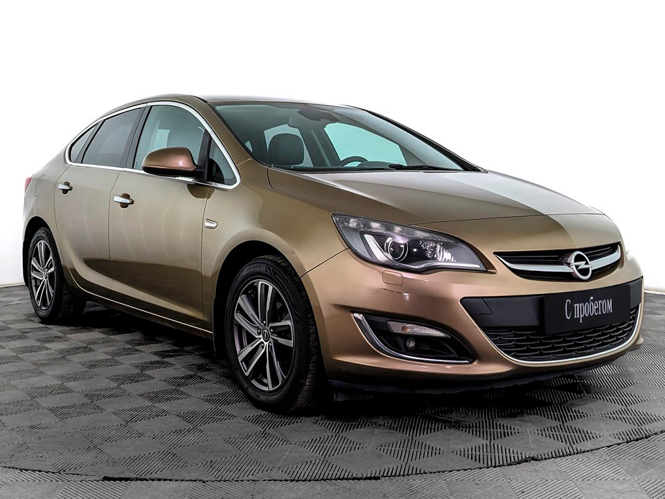 Opel Astra Бежевый, 2013, 206 182 км