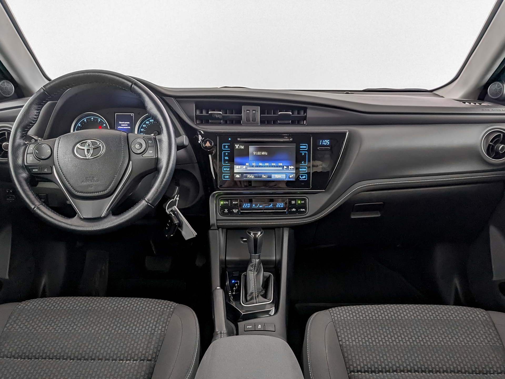 Toyota Corolla Красный, 2018, 123 439 км