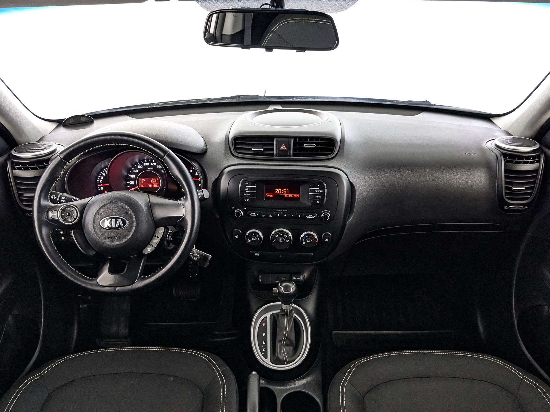 Kia Soul Серебристый, 2015, 76 127 км