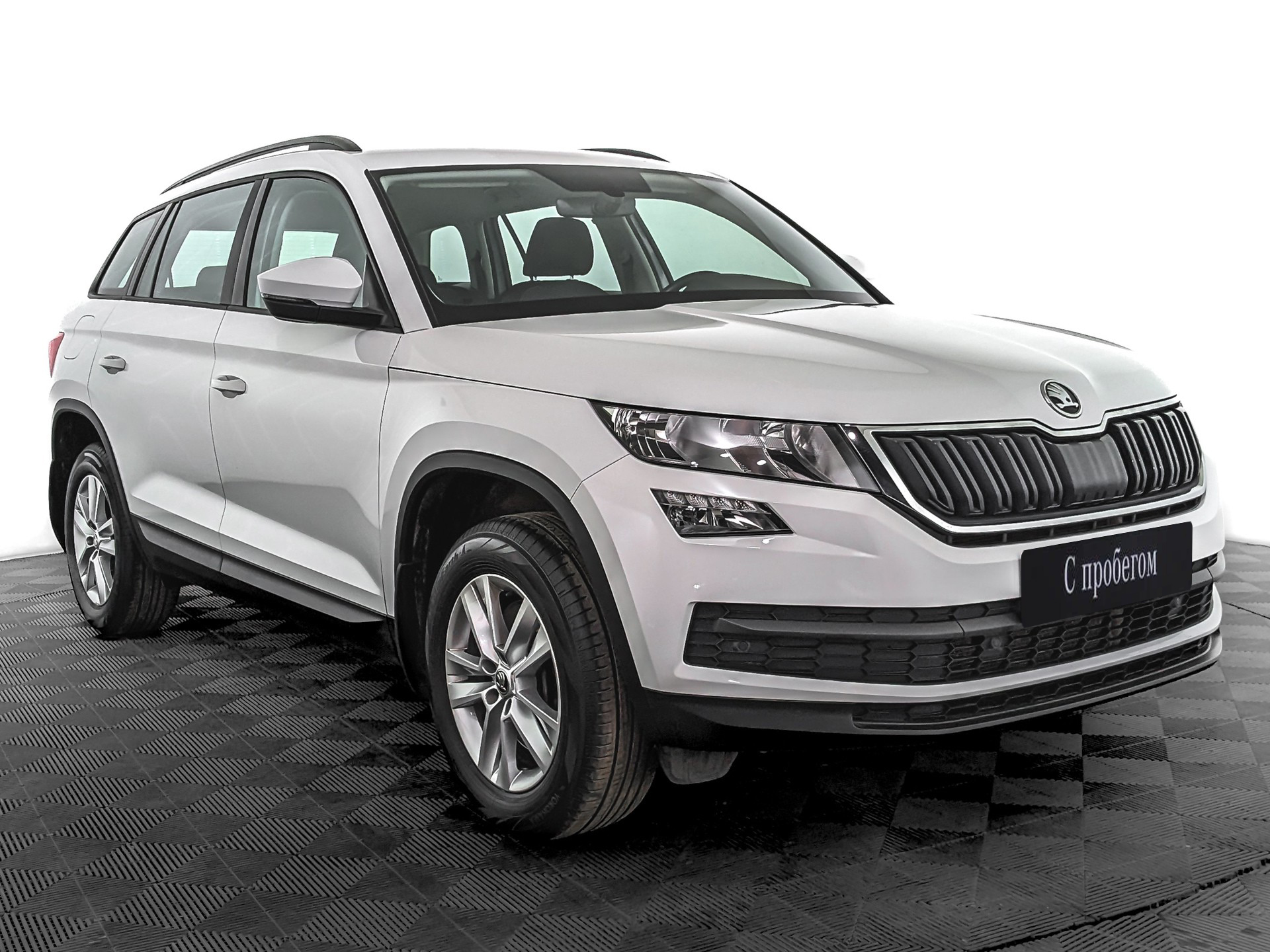 Skoda Kodiaq Белый, 2021, 42 945 км