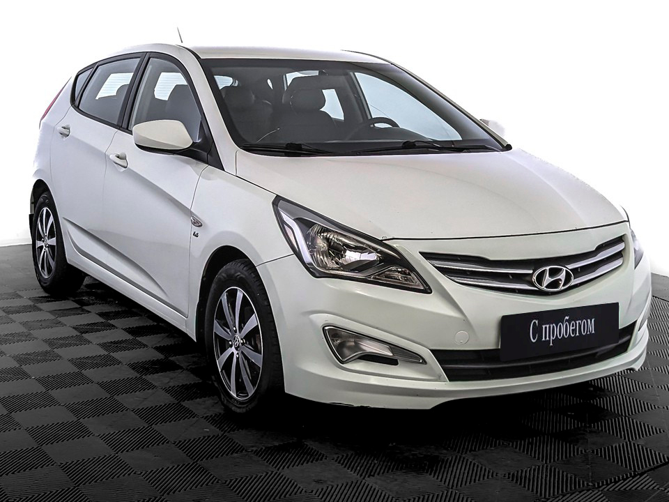 Hyundai Solaris Белый, 2015, 121 964 км