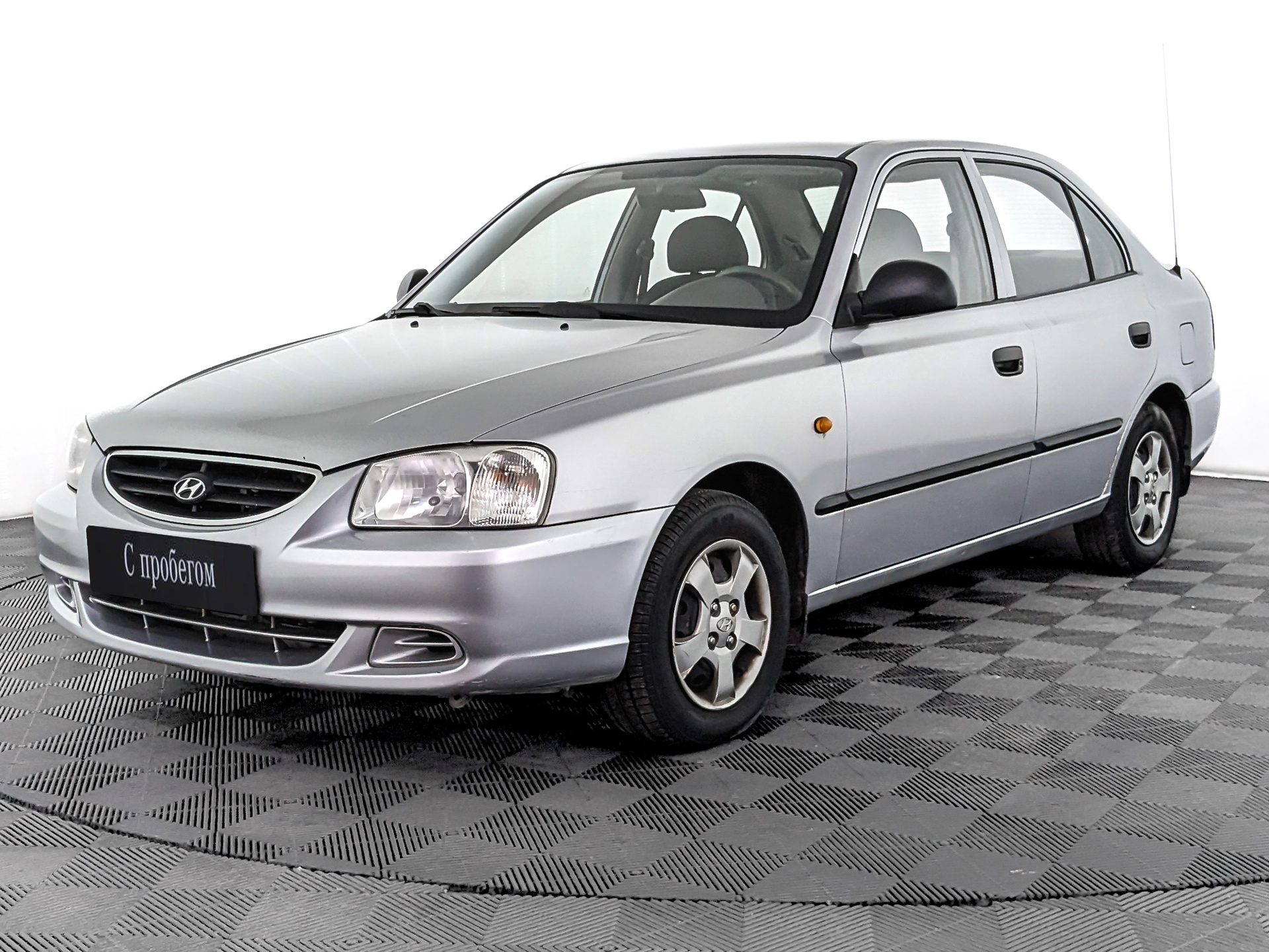 Hyundai Accent Серебристый, 2007, 89 209 км