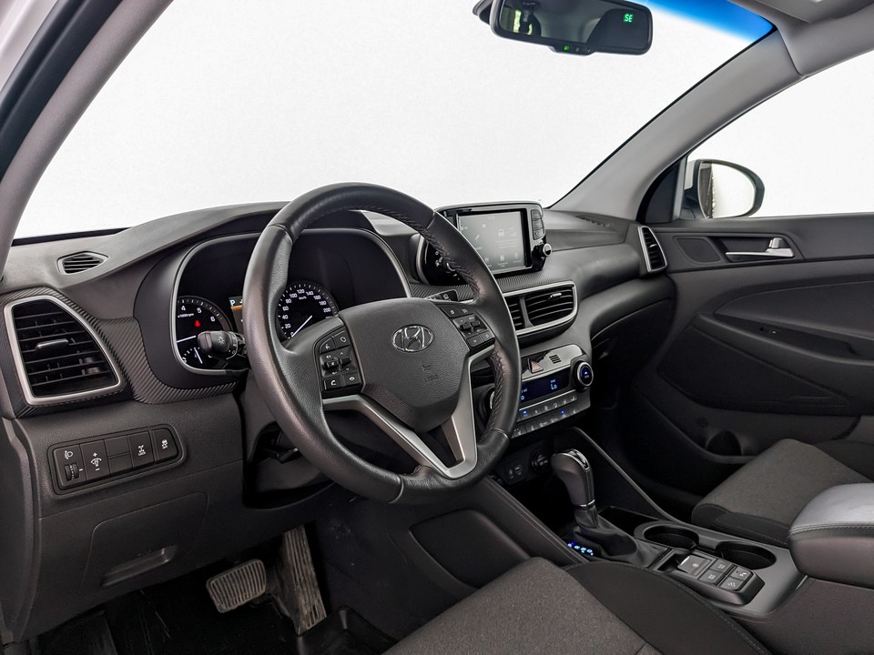 Hyundai Tucson Белый, 2019, 56 572 км