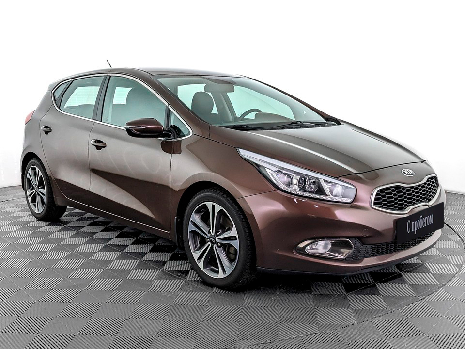 Kia Ceed Коричневый, 2015, 58 113 км