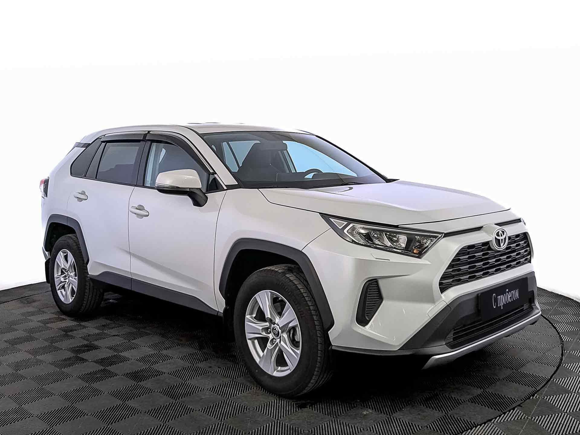 Toyota RAV4 Белый, 2022, 53 807 км