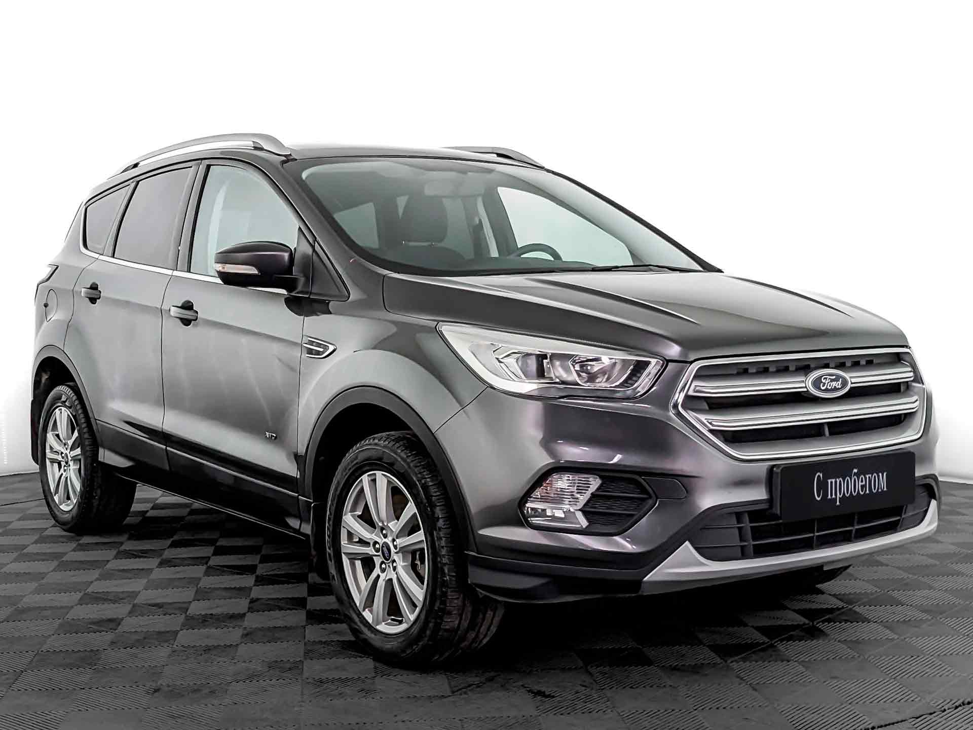 Ford Kuga Серый, 2018, 119 961 км