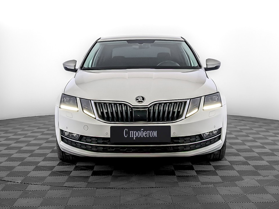 Skoda Octavia Белый, 2018, 89 242 км