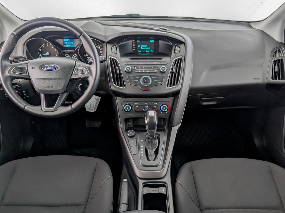 Ford Focus белый, 2018, 51 216 км