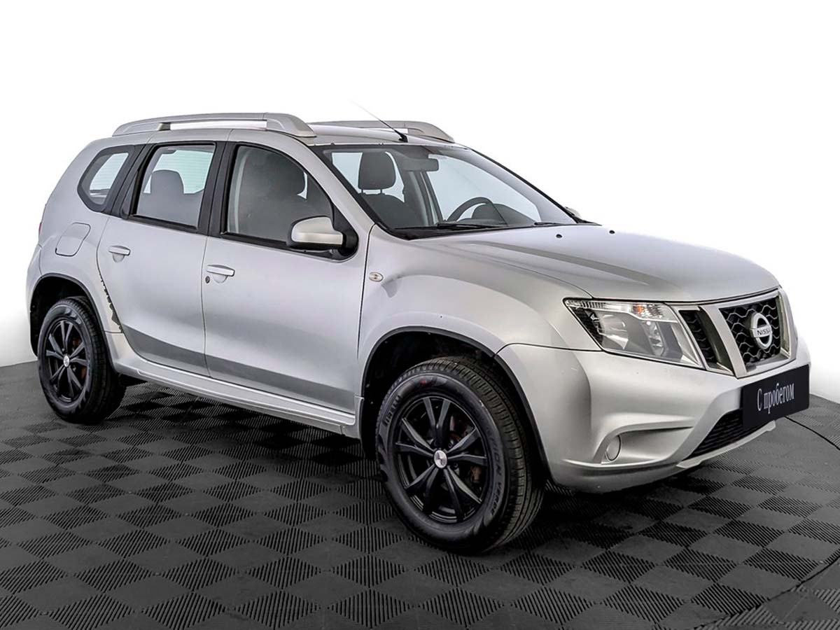 Nissan Terrano Серебристый, 2018, 112 837 км