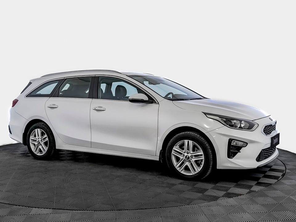 Kia Ceed Белый, 2021, 51 060 км